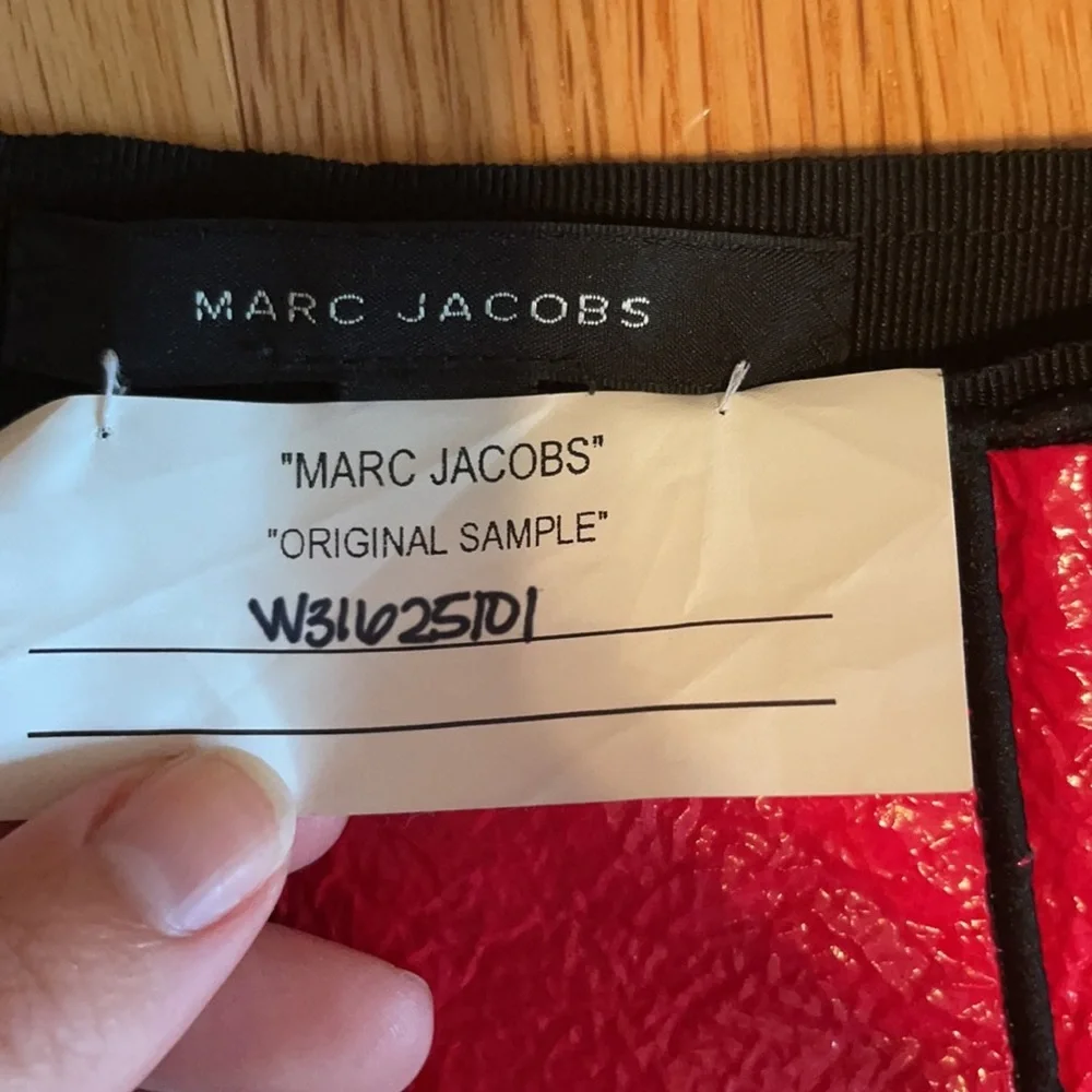 Marc Jacobs Red & Black Skirt - Size 0 - Picture 2 of 4